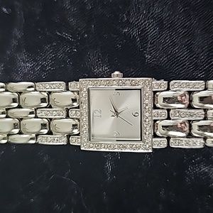 Ladies Silver Bracelet Watch.